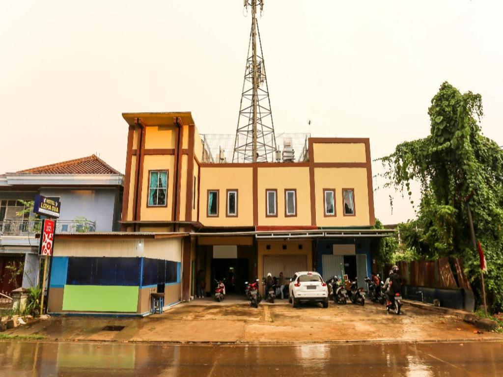 Oyo 90825 Hotel Lizha 2 Samarinda Exteriér fotografie